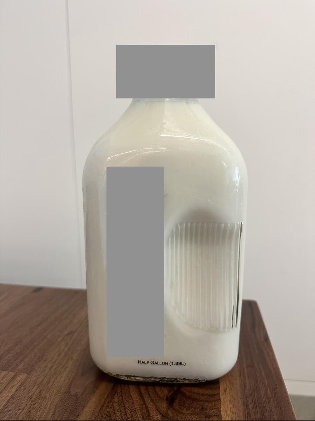 Raw Cow Milk from Farm in Glass