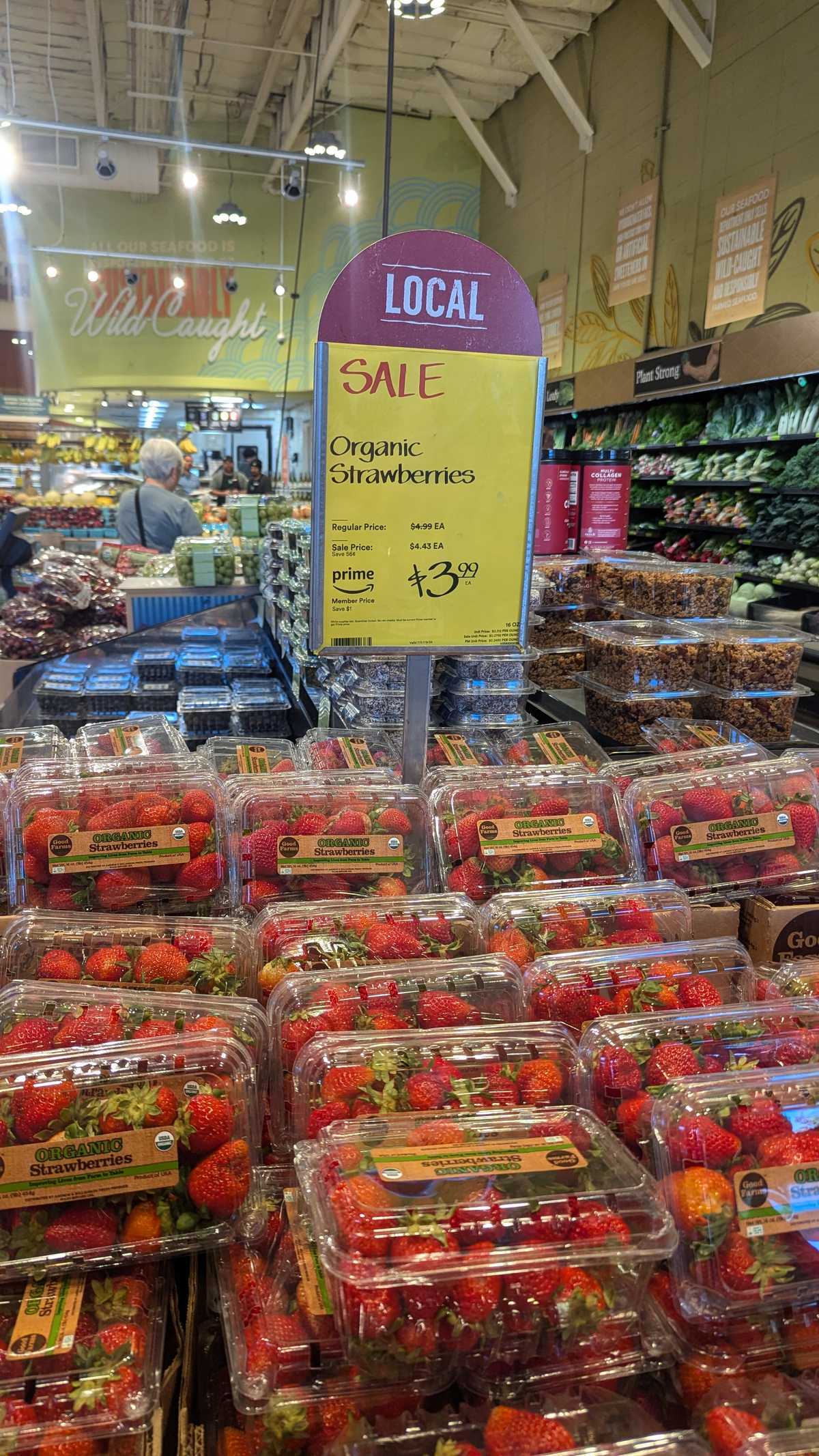 Good Farms Organic Strawberries