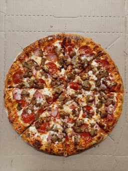 Dominos MeatZZa Pizza