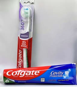 Colgate Pre-Brush Mouth Swish (Manual Brush)
